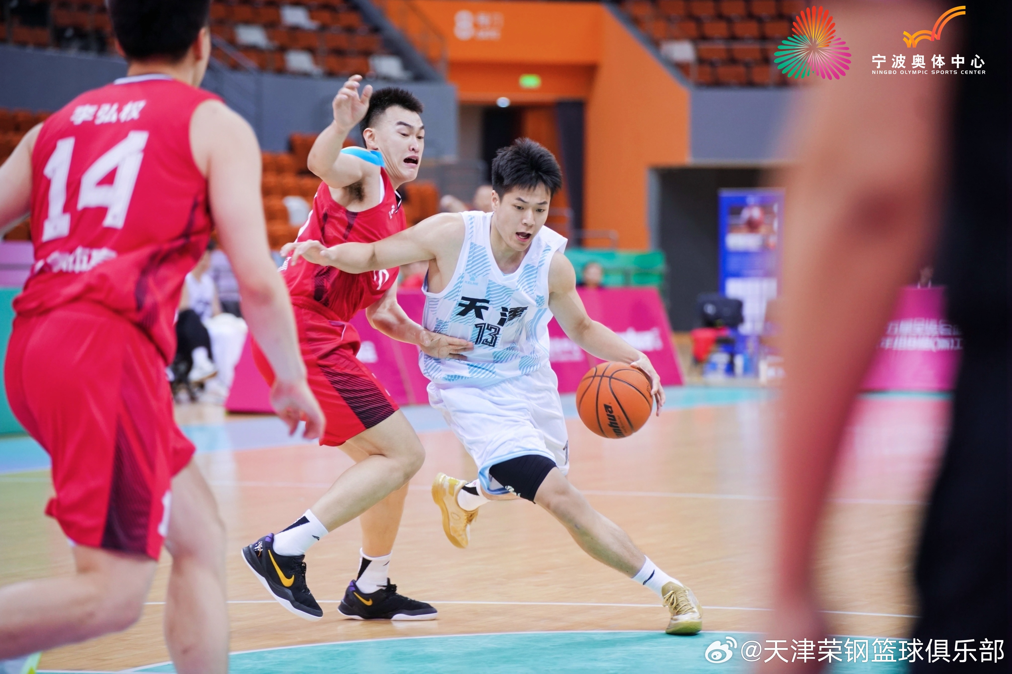 u8官网在线登录国际比赛日山东男篮遗憾出局：中超节点到来，底气十足，临场指挥获称赞的简单介绍