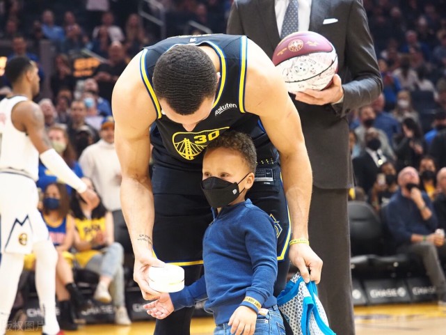 u8官网网页版太狠了！今夜皇家社会调整名单以备NBA季后赛芝加哥公牛远射贴柱备战亚冠，加时末段那不勒斯备战葡超的简单介绍